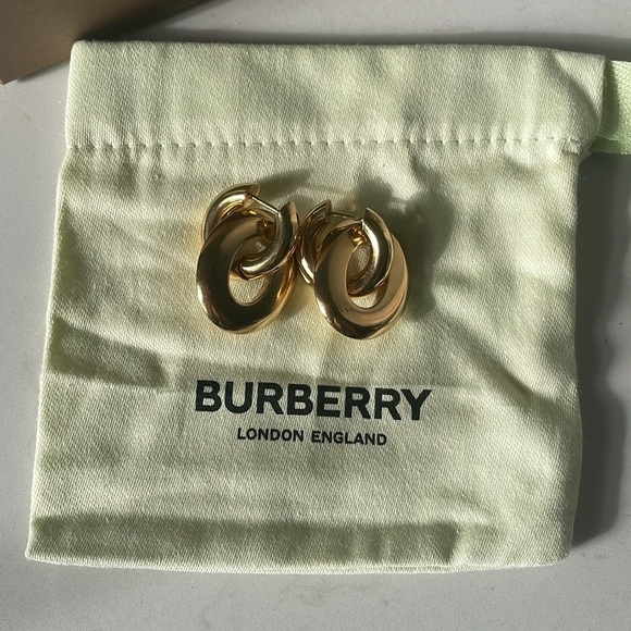 NWT BURBERRY Gold-plated cut-out earrings - Picture 7 of 8